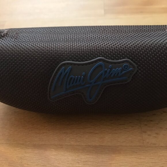 Maui Jim Hardshell Sunglasses Eyeglasses Case with Drawstring Eyeglass Pouch - Picture 3 of 9
